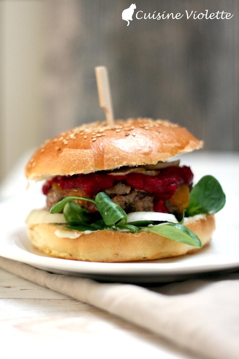 Rezeptbild: Winterburger mit Rote Beete-Ketchup