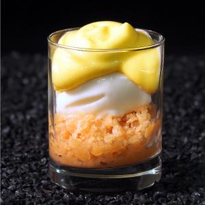 Rezeptbild: Guavengranité, Kokoseis, Mangoschaum