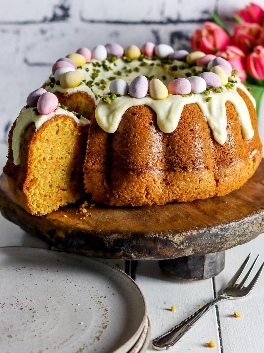 Rezeptbild: Karottenkuchen im Osterlook