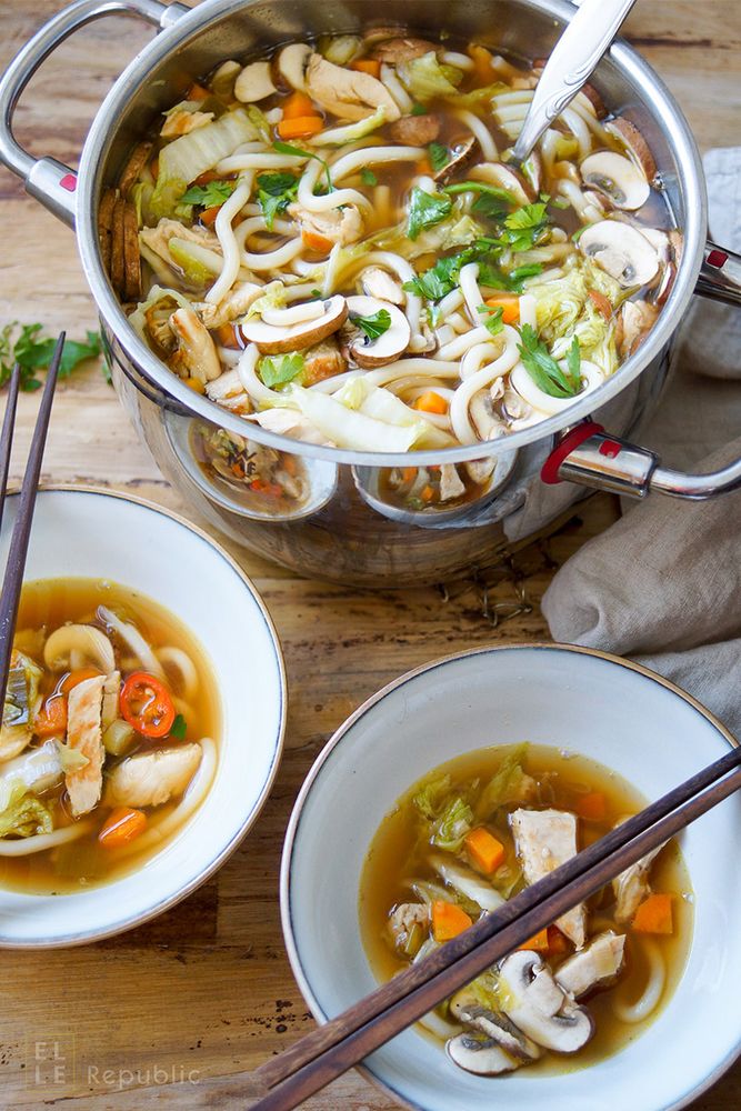 Rezeptbild: Asiatische Hühnersuppe mit Nudeln