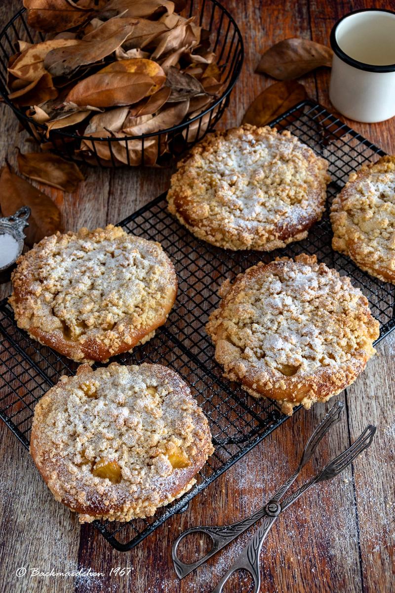 Rezeptbild: Apfel-Streuseltaler