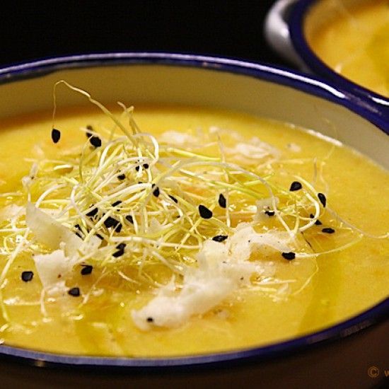 Rezeptbild: Polentasuppe mit Trüffel