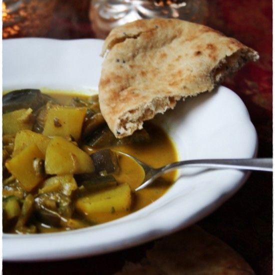 Rezeptbild: Currytopf mit Aubergine, Pilzen und Kartoffel