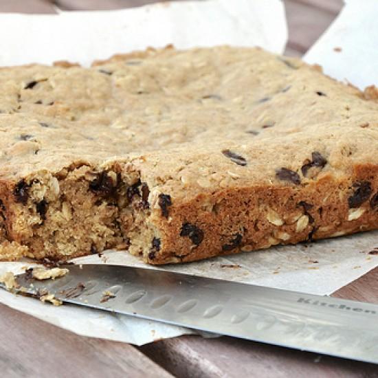 Rezeptbild: Blondies mit Haferflocken