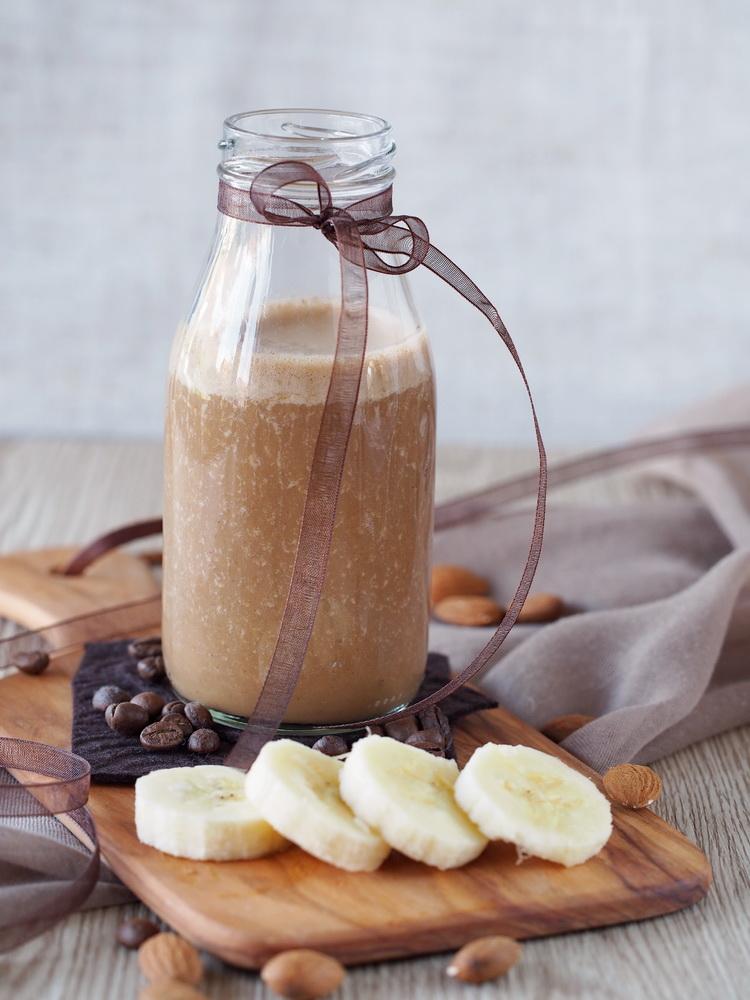 Rezeptbild: Mandel-Espresso-Smoothie