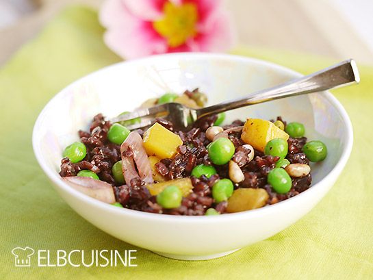 Rezeptbild: Mango Explosion – exotischer Mango-Erbsen-Wildreis-Salat