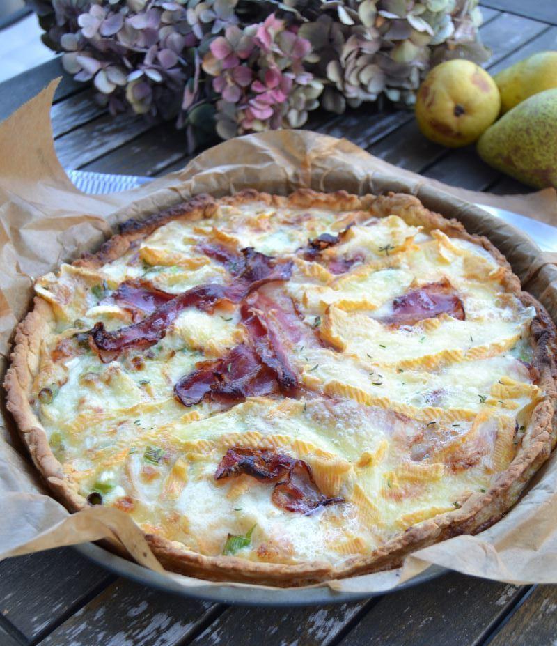 Rezeptbild: Herzhafte Tarte Saint Albray mit Birne 