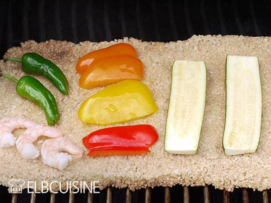 Rezeptbild: Farbenfrohes Grillgemüse mit Salzplatte plus zitroniger Extra-Tipp