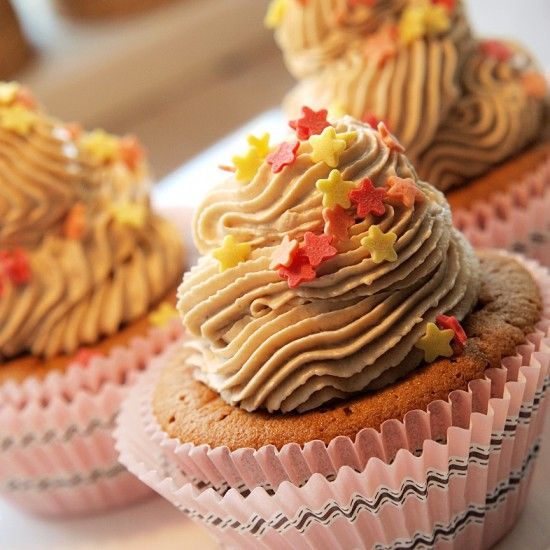 Rezeptbild: Espresso-Marzipan-Cupcakes