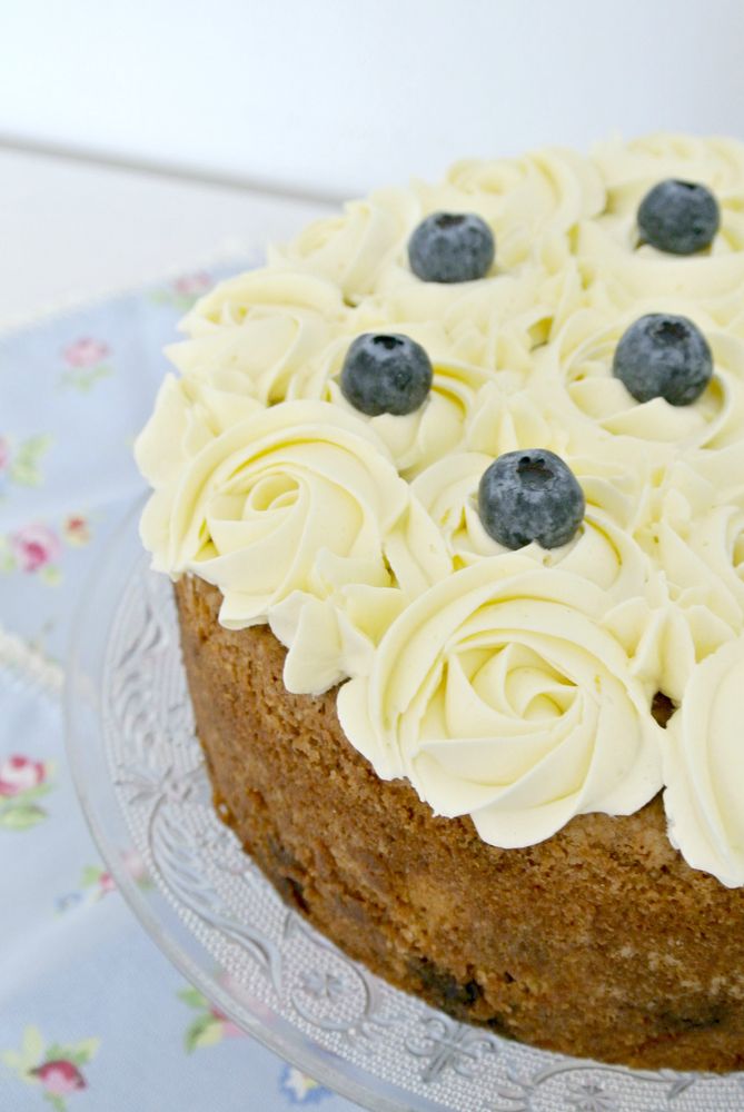 Rezeptbild: Zucchini Blaubeeren Torte