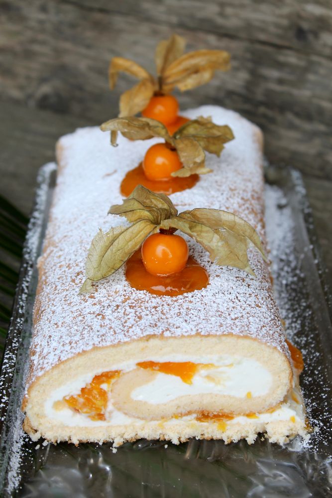 Rezeptbild: Mandarinen Biskuitrolle