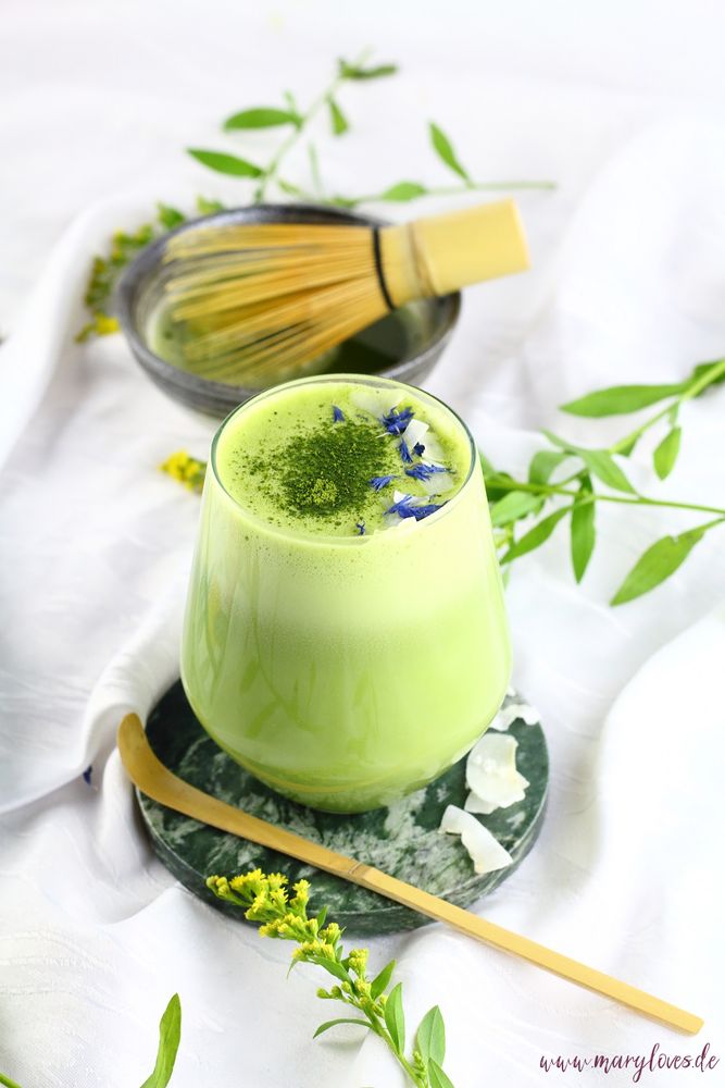 Rezeptbild: Vegane Kokos-Matcha-Latte
