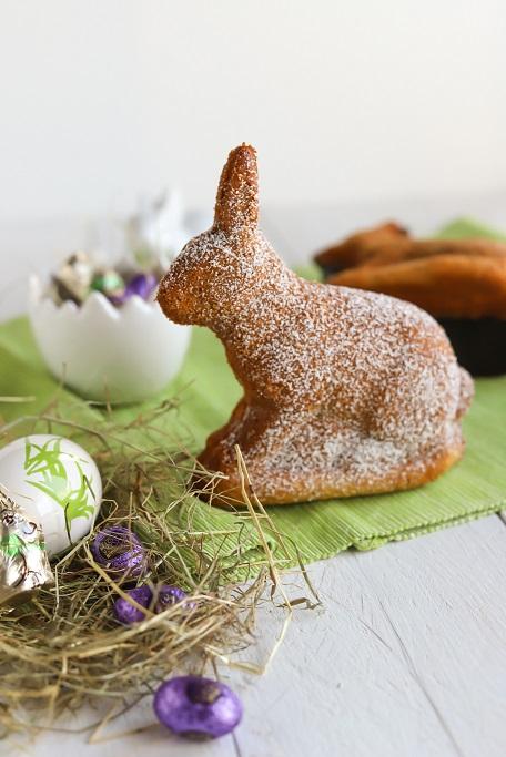 Rezeptbild: Osterhasen aus Rührteig
