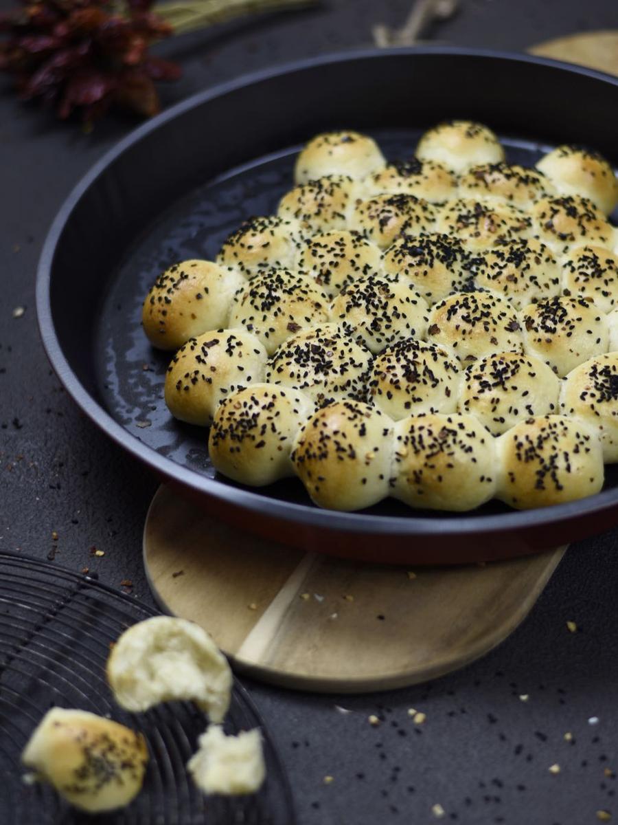 Rezeptbild: SCHNELLES PARTY-BROT MIT HEFE