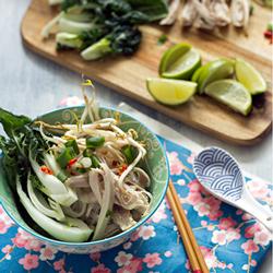 Rezeptbild: Pho ga - Vietnamesische Hühnersuppe mit Reisnudeln