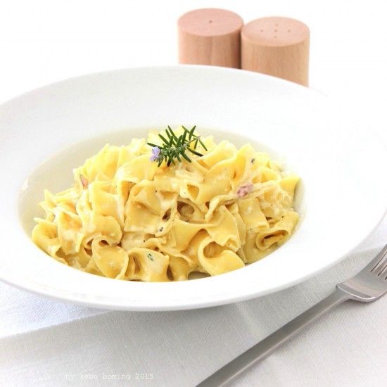 Rezeptbild: Bandnudeln in Käsesauce...