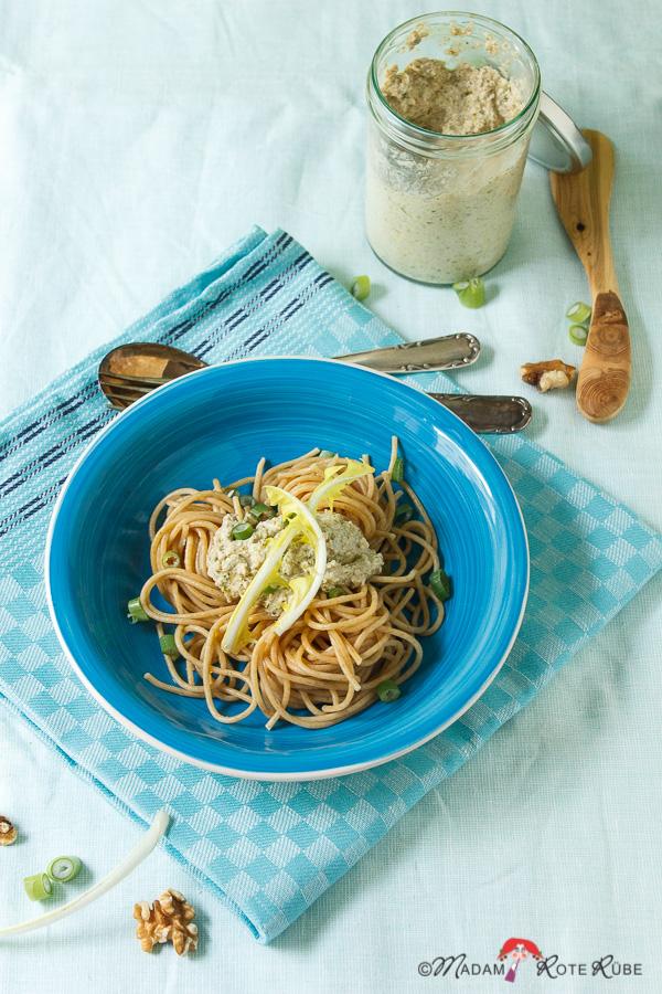 Rezeptbild: Löwenzahn-Pesto auf Pasta