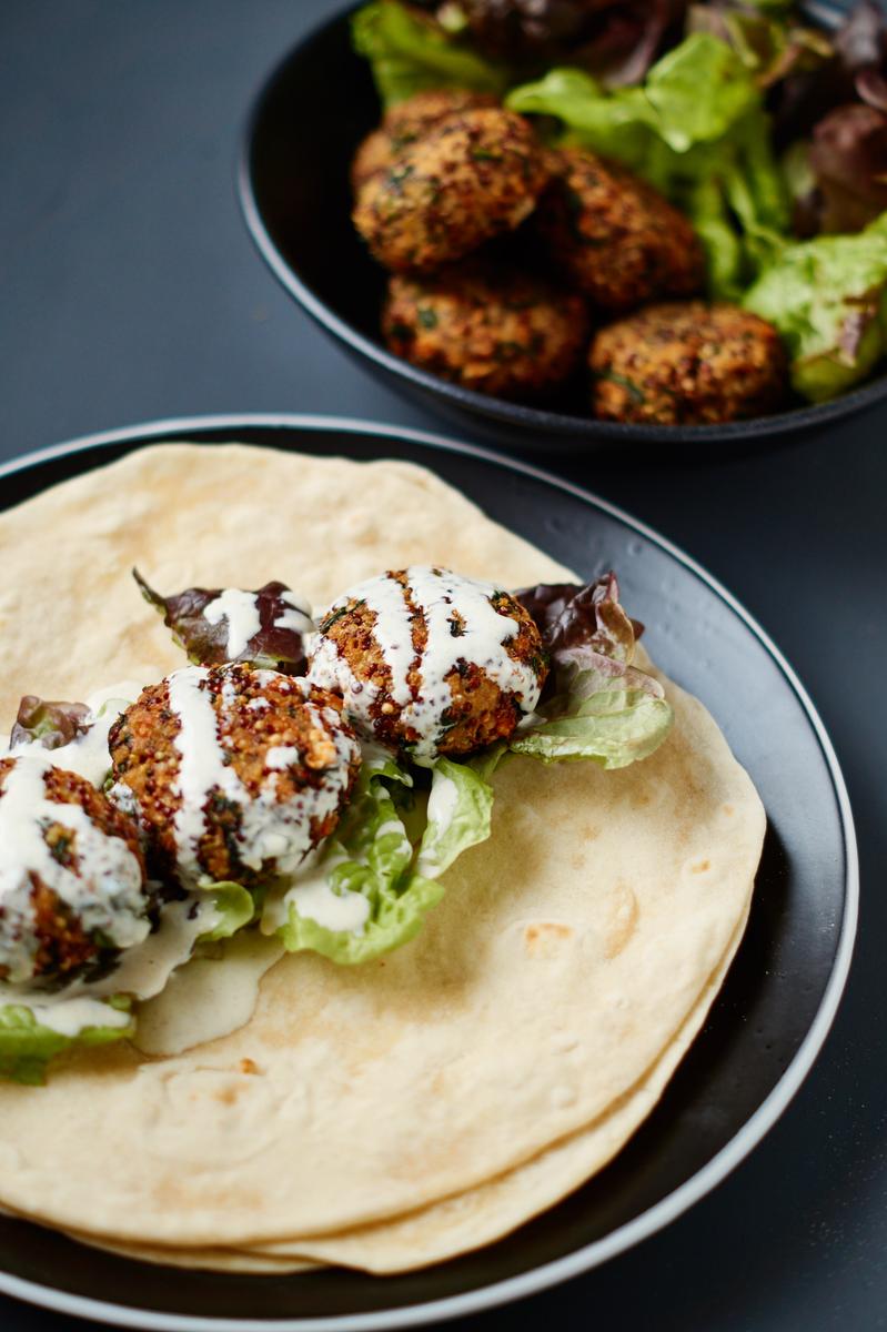 Rezeptbild: Quinoa Feta Spinat Bratlinge