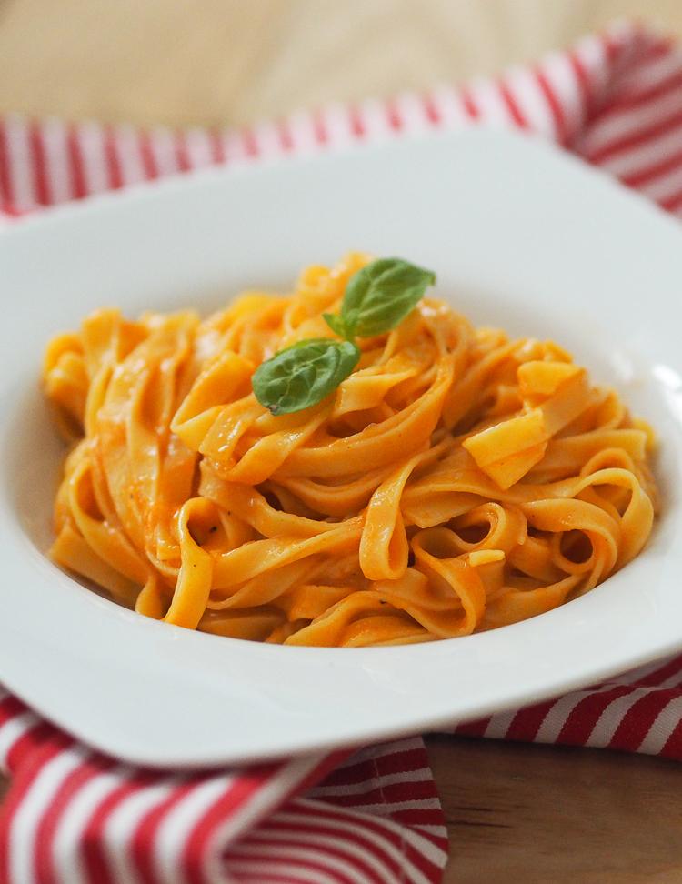 Rezeptbild: Pasta mit Paprikasauce