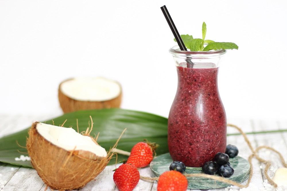 Rezeptbild: Iced Coco-Berry Smoothie