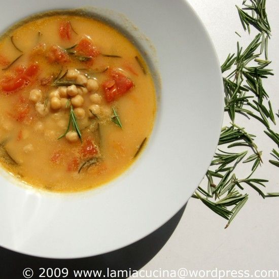 Rezeptbild: Kichererbsensuppe mit Rosmarin