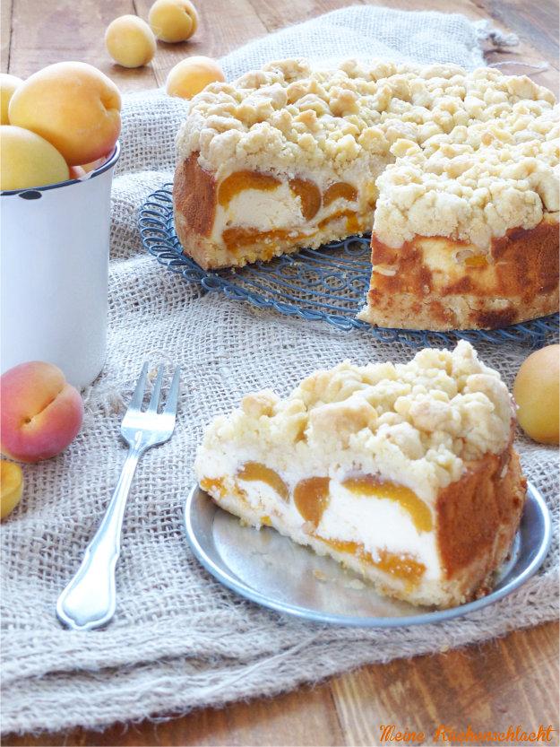Rezeptbild: Double Aprikosen-Käsekuchen mit Vanille Streuseln