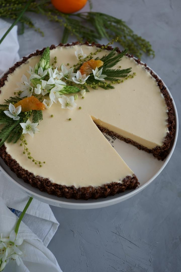 Rezeptbild: Blutorangen Mousse auf knusprigem Haferfocken-Boden
