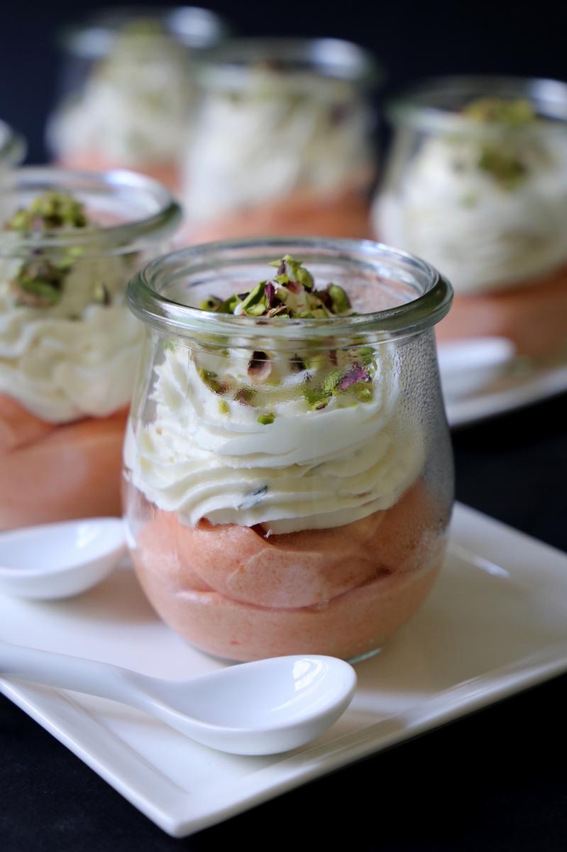 Rezeptbild: Mousse di pomodoro con crema di formaggio fresco di capra