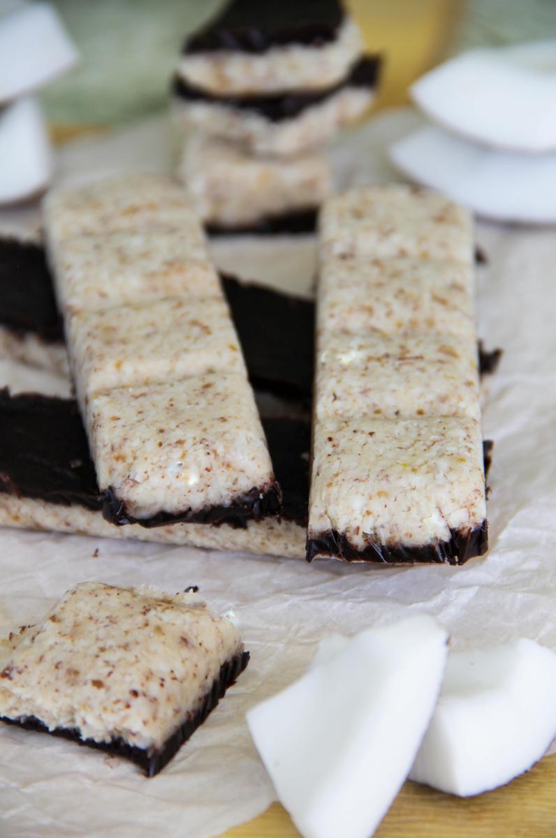 Rezeptbild: Selbstgemachte rohe & vegane Bountyriegel
