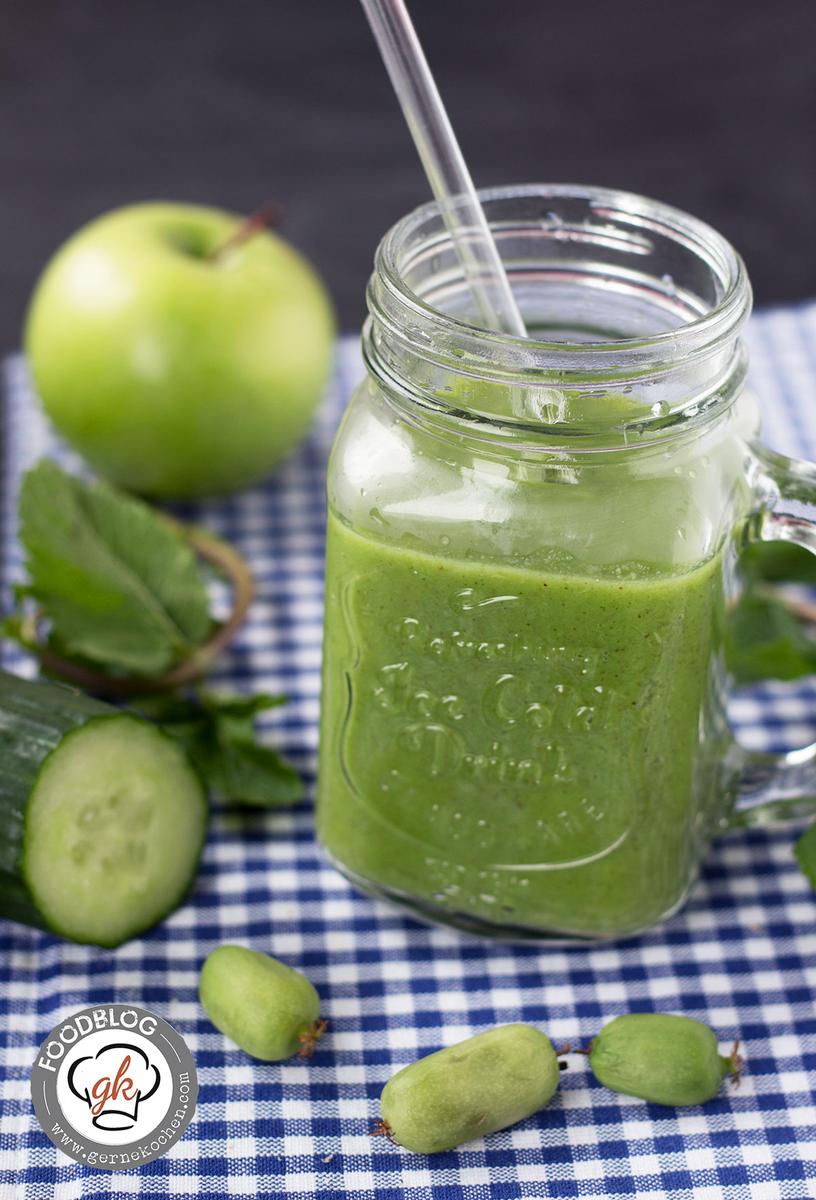 Rezeptbild: Geballte Power in Grün: Apfel-Gurke-Kiwibeeren Smoothie
