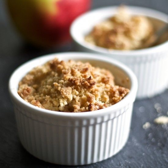 Rezeptbild: Rhabarber-Apfel-Crumble