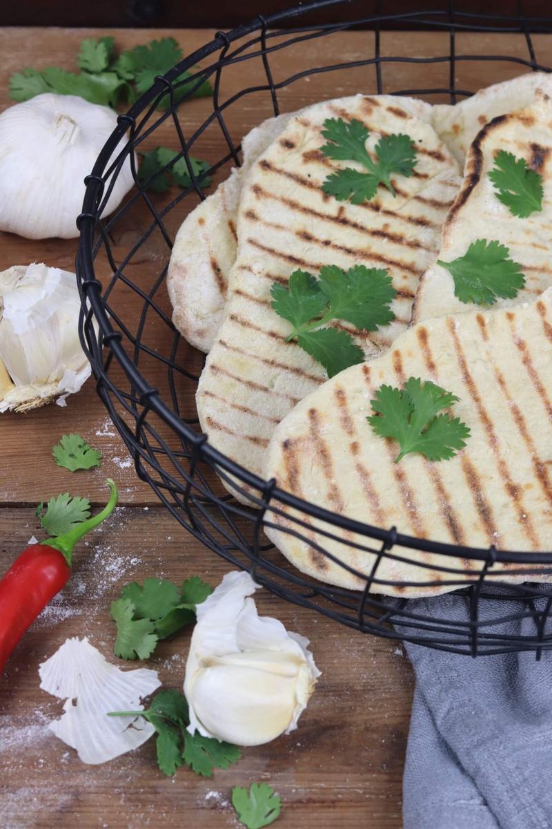 Rezeptbild: Naan - indisches Pfannenbrot