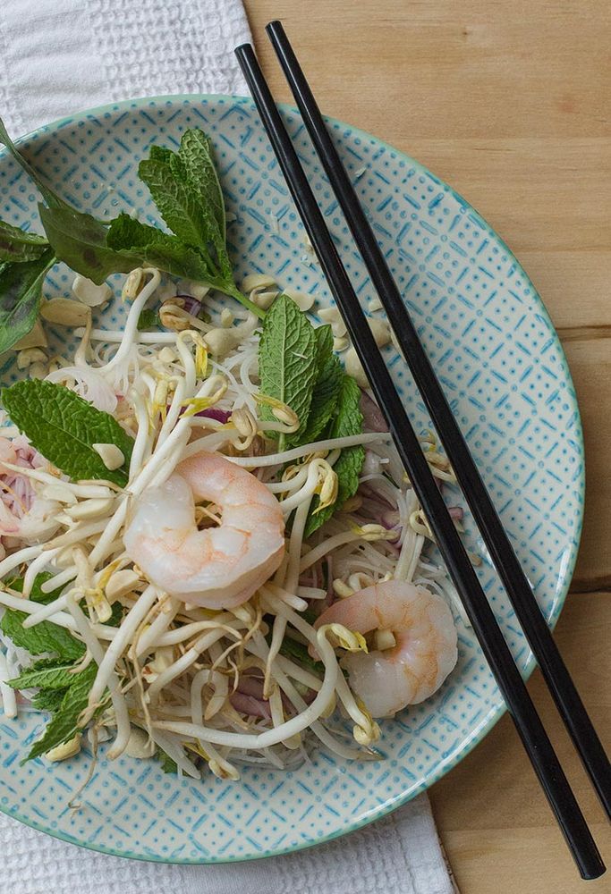 Rezeptbild: Vietnamesischer Glasnudelsalat mit Garnelen