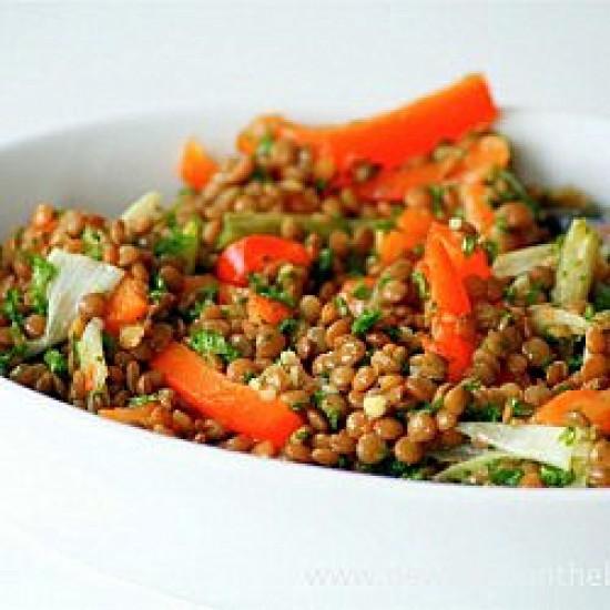 Rezeptbild: Warmer Linsensalat mit gegrillter Paprika und Frühlingszwiebeln