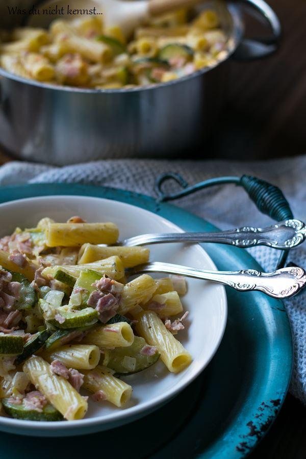 Rezeptbild: Zucchini-Pasta mit Frischkäse