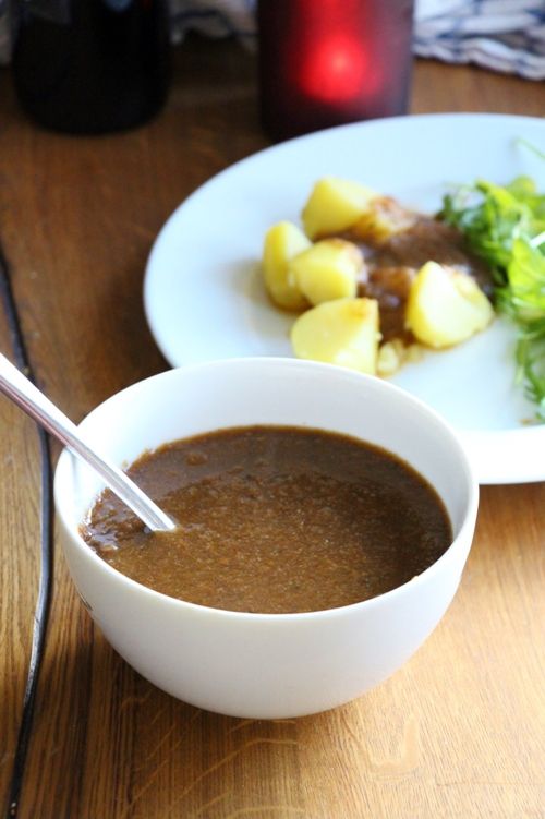 Rezeptbild: Vegane Bratensauce