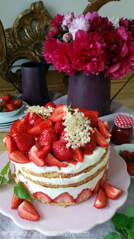 Rezeptbild: Erdbeer- Holunderblüten- Törtchen