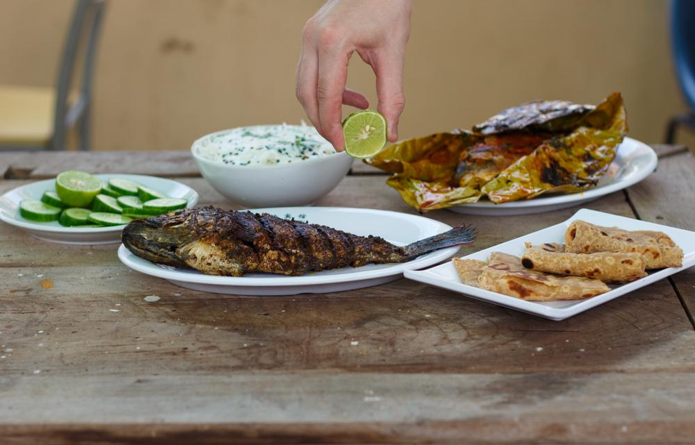 Rezeptbild: Gegrillter Fisch in knuspriger Essig-Marinade - Ein Originalrezept aus Indien