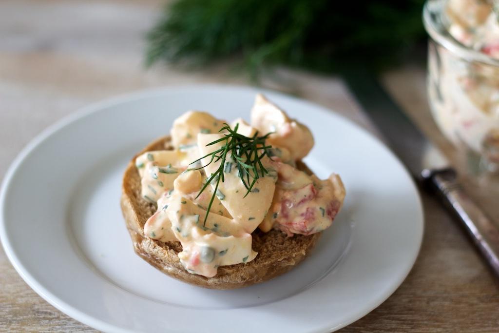 Rezeptbild: Eierlachssalat