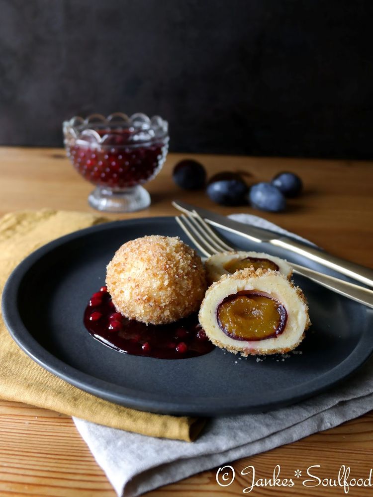 Rezeptbild: Zwetschgen-Knödel