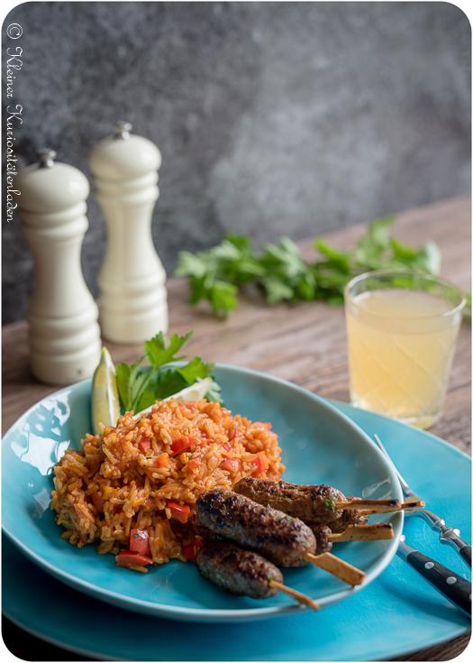 Rezeptbild: Ćevapčići mit Djuvec-Reis