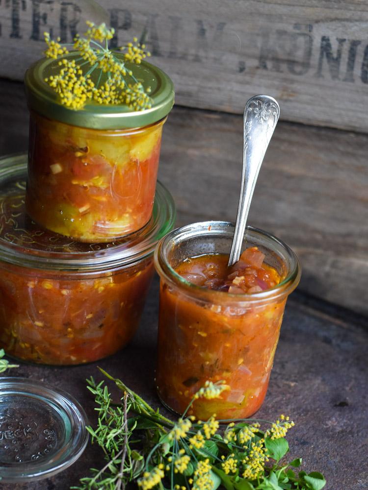 Rezeptbild: Ketchup aus ofengerösteten Tomaten
