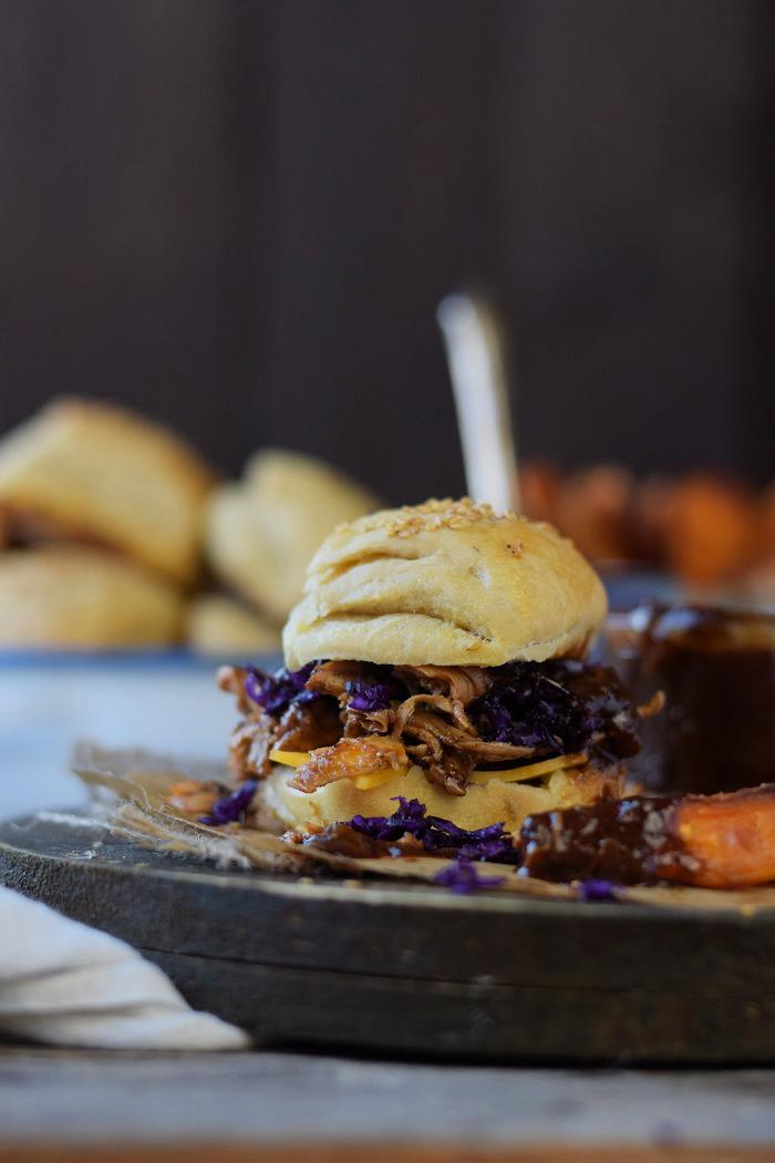 Rezeptbild: Guinness Pulled Chicken Burger
