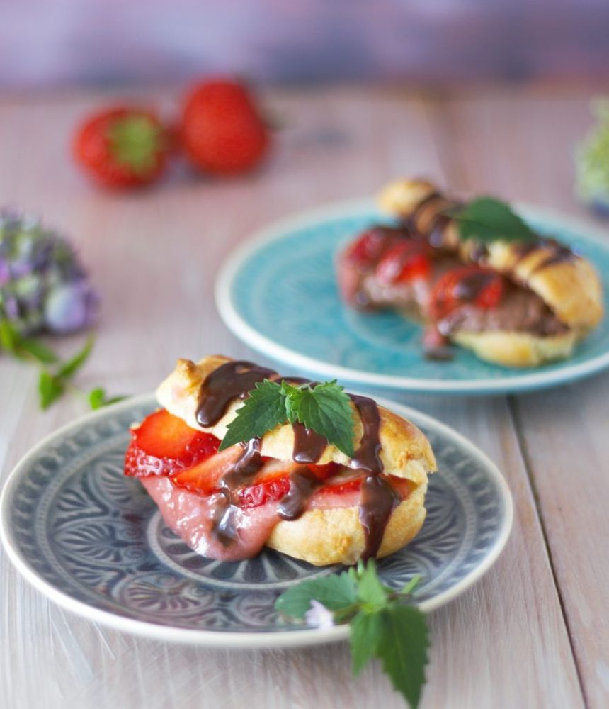 Rezeptbild: Sommerliche Erdbeer Eclairs