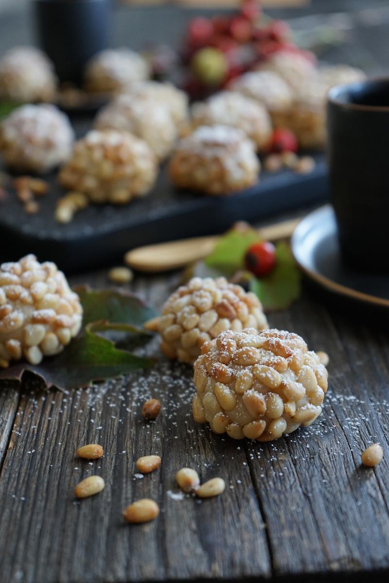 Rezeptbild: Pignoli – italienisches Piniengebäck