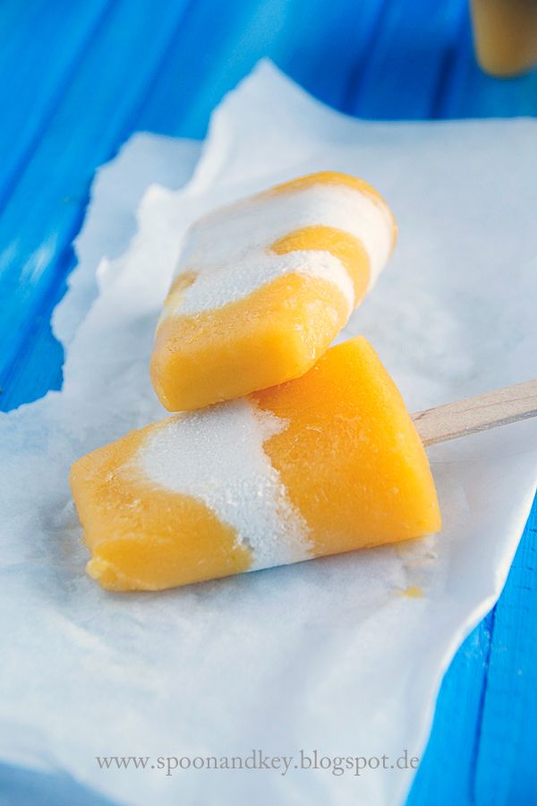 Rezeptbild: Pfirsich-Joghurt Popsicles