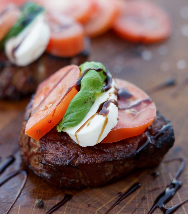 Rezeptbild: Caprese Filet Mignon