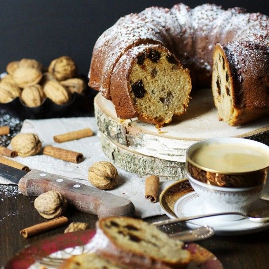 Rezeptbild: Pflaumen-Walnuß-Gewürz-Guglhupf