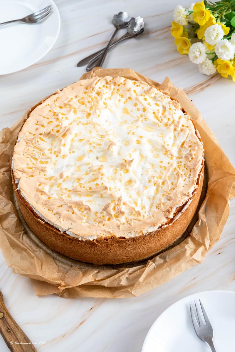 Rezeptbild: Tränchenkuchen/Tränenkuchen Käsekuchen mit Baiserhaube