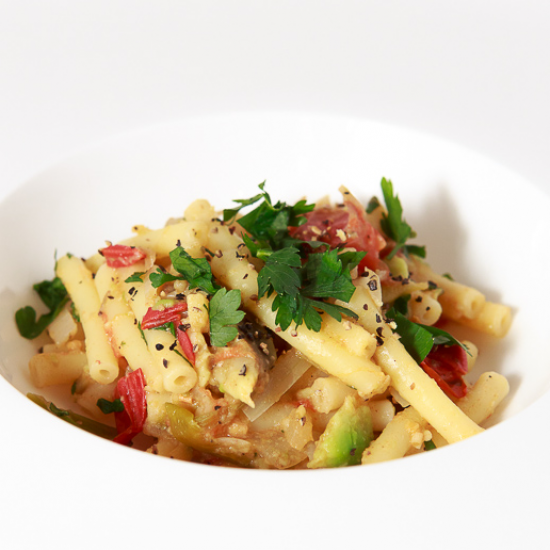 Rezeptbild: Pasta mit Avocado-Tomaten-Sauce